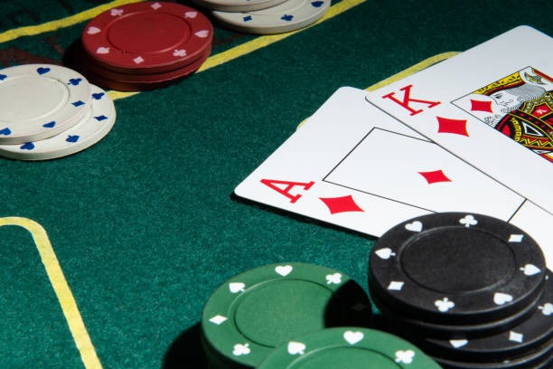 mawartoto 2015 mobile app interface showing slot games and live casino options